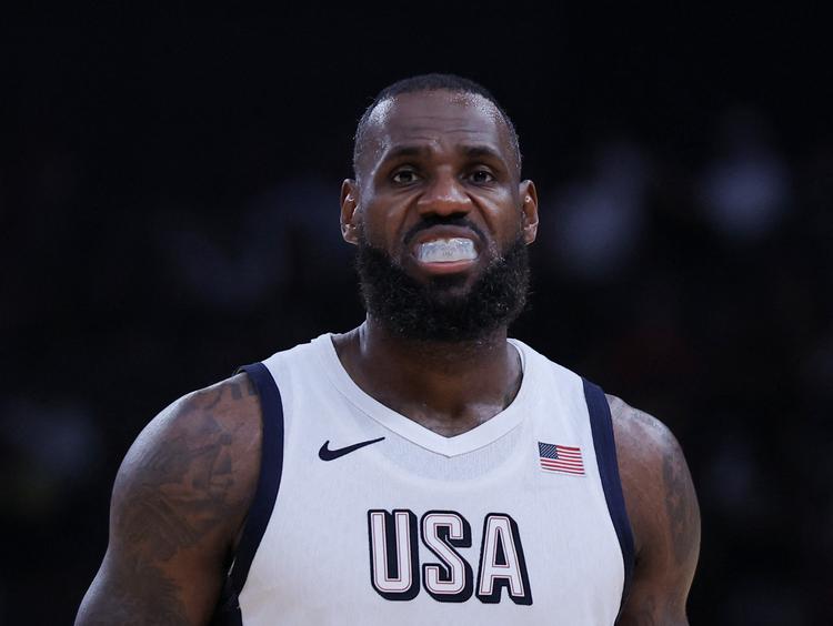 LeBron James ses her under en tidligere træningskamp mod Serbien. Foto: Amr Alfiky/Ritzau Scanpix