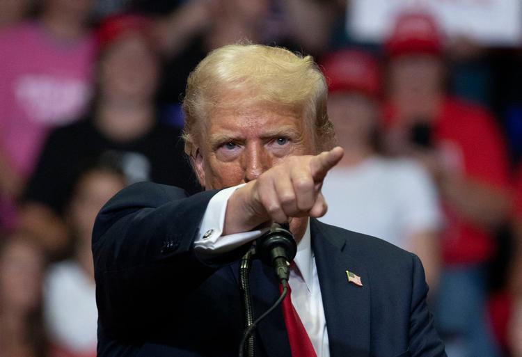 Den forsonende stil var lagt til side, da Donald Trump genoptog sin valgkamp. Foto: Bill Pugliano/Ritzau Scanpix