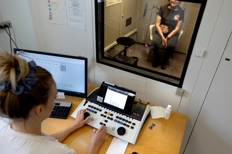 Du skal væbne dig med tålmodighed, hvis du vil have undersøgt din hørelse på et hospital. Ventelisten til de offentlige høreklinikker er mange steder på måneder og år. (Her fra Bispebjerg Hospital). Foto: Finn Frandsen