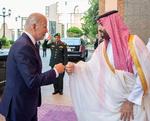 Joe Biden har i hele sin præsidentperiode været stærkt engageret i Mellemøsten. Her mødes han i juli 2022 med Saudi Arabiens kronprins, Mohammed bin Salman. Foto: Bandar Algaloud/Ritzau Scanpix
