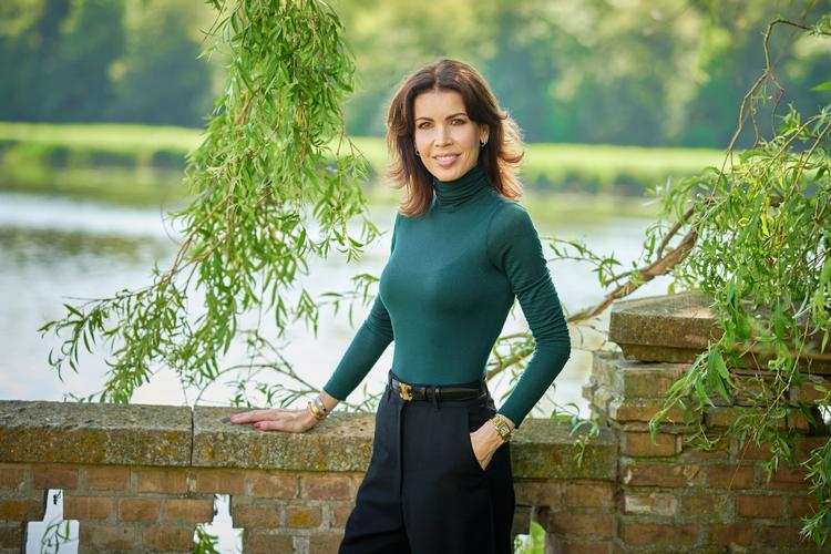 Som direktør for Gavnø-Fonden, der ejer Gavnø Slot og slotsparken omkring det, står Helle Reedtz-Thott bl.a. i spidsen for den aktuelle restaurering af den store hovedbygning på øen Foto: Pr-foto