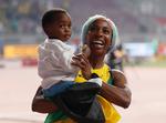 Shelly-Ann Fraser-Pryce kunne i 2019 fejre en af sine fem VM-titler i 100-meter-løb, og den første efter fødslen af sin søn Zyon. Han var da netop fyldt to år. Arkivfoto Foto: Aleksandra Szmigiel/Ritzau Scanpix