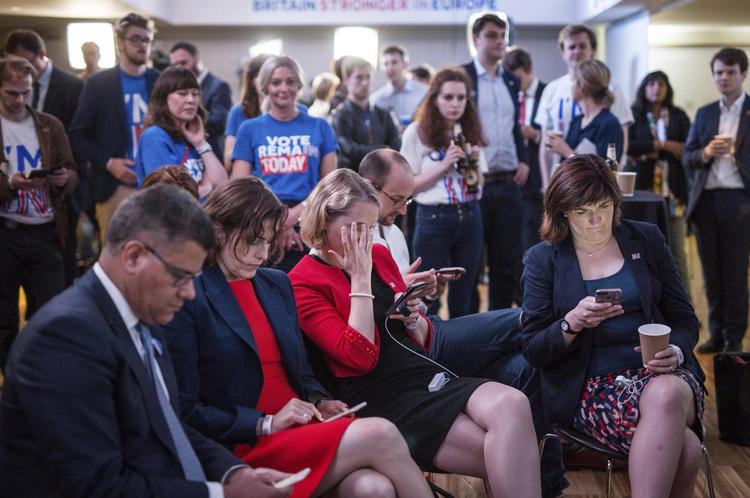 At den britiske afstemning 24. juni endte med et Brexit, kom bag på de fleste. Her har chokket ramt tilhængere af bevægelsen Britain Stronger in Europe. 