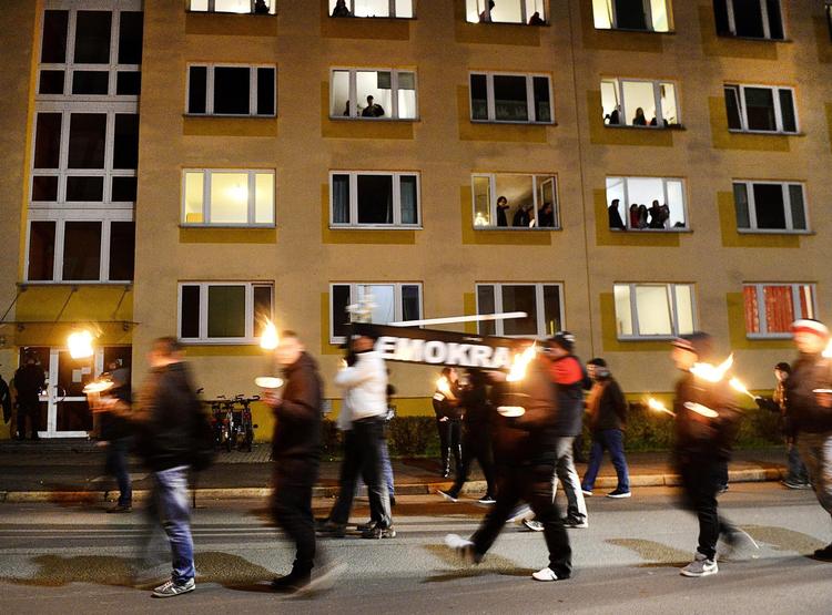 Der er blevet længere mellem demonstranterne, når Pegida tager en spadseretur i de tyske byer. 