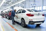 Kommende USA-præsident Trump skælder BMW ud for at bygge biler i Mexico og derfra sende dem til USA. BMW har svaret, at de faktisk også investerer i fabrikker i USA. Her i Spartanburg, South Carolina. 