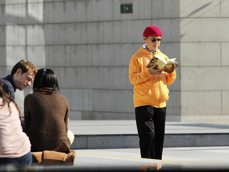 27. januar blev Xiao Jianhua (billedet) ført ud af sin lejlighed på luksushotellet Four Seasons i Hongkong til det kinesiske fastland. Der spekuleres i, om ordren kommer fra Kinas præsident. 
