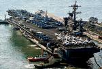Det amerikanske hangarskib ’Carl Vinson’ ankom onsdag til Sydkorea for at deltage i en militærøvelse. 