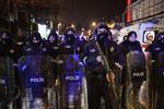 Politiblokade ved natklubben i Istanbul, hvor 39 personer blev dræbt nytårsnat. Sidste år blev 22 større angreb registreret i Tyrkiet. 