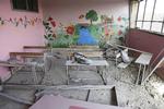 Bombninger som af denne skole i hovedstaden Damaskus kostede mindst 652 børn i Syrien livet i 2016. 