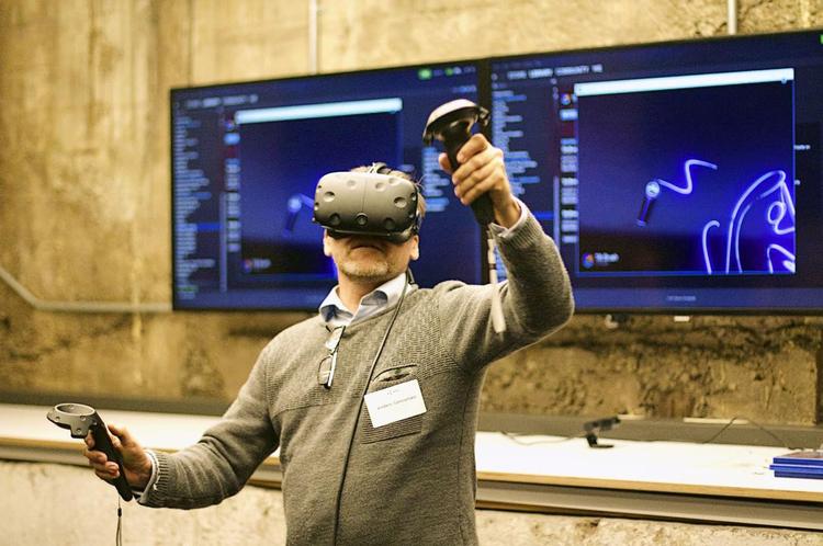 For nylig var Anders Samuelsen på tech-virksomhedsbesøg i Silicon Valley, en branche, han synes, vi skal dyrke herhjemme, men hvor det kniber med viljen til at investere. 