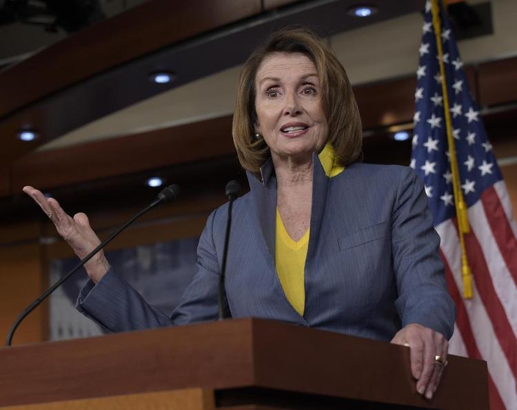 Det er stadig det grå guld som 77-årige Nancy Pelosi, der sætter dagsordenen i Det Demokratiske Parti i USA. 