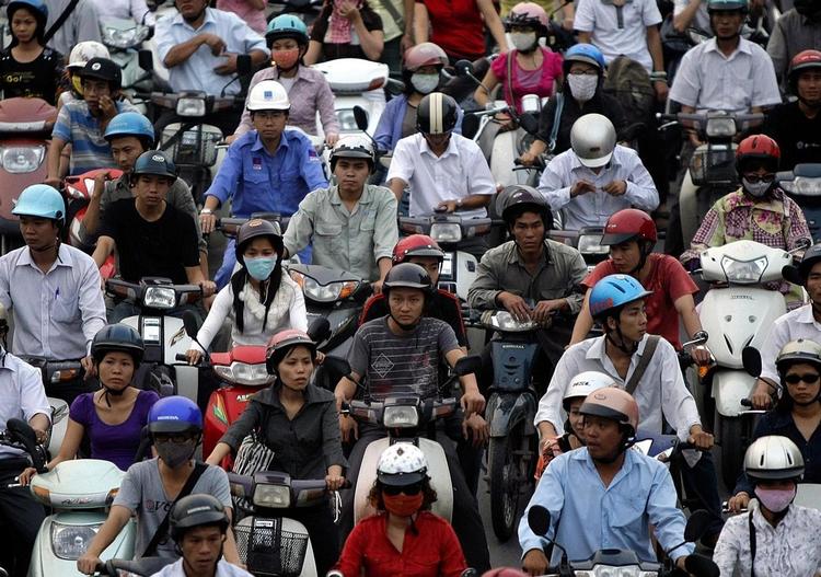 Den sortlistede danske virksomhed hjælper med at forbedre trafiksikkerheden, blandt andet i Hanoi. Foto: AP 