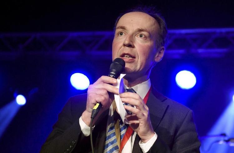 For Jussi Halla-aho blev kongressen hos De Sande Finner en sejr. Han blev formand, og flere af hans folk blev valgt til centrale poster. 