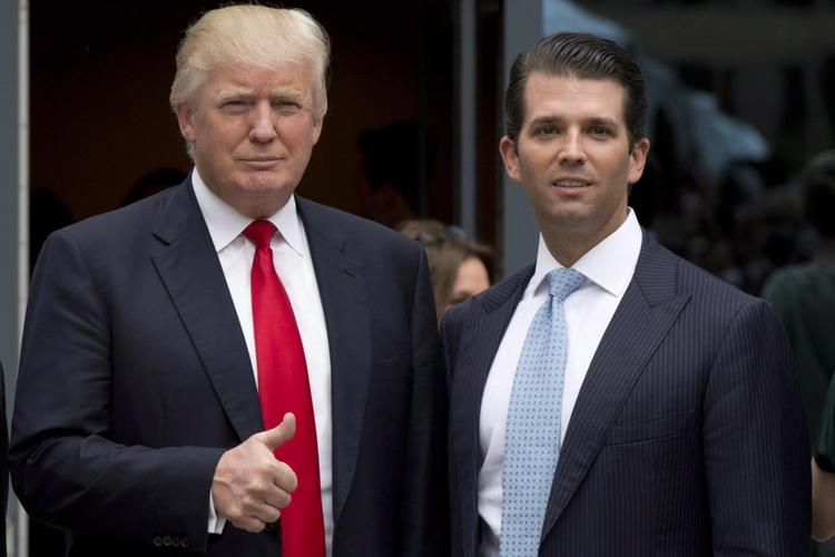 Donald Trump Jr. kaldes ofte Don for at skelne mellem ham og faren. Junior har ingen direkte rolle i sin fars regering, men styrer sammen med sin lillebror Eric familiefirmaet The Trump Organization. 