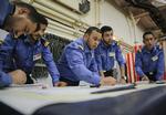 Et af målene med EU’s flådeaktion Operation Sophia er at få den libyske kystvagt til at bremse migrantstrømmen. Her er en gruppe libyske kadetter ved at blive oplært om bord på det italienske skib ’San Giorgio’. 