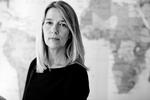 Det nytter ikke længere at stikke hovedet i busken, migranterne vil blive ved at komme, siger Anita Bay Bundegaard, der 2013 forlod posten som kultur-redaktør på Politiken for at blive direktør for internationalt lobbyarbejde i Save the Children. 