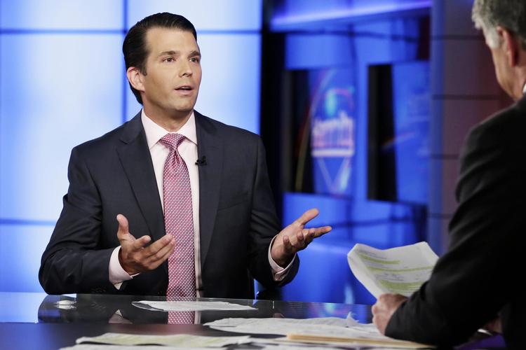 Donald Trump Jr. har været under stigende pres i sagen om mødet med russere. 