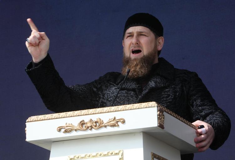Ramsan A. Kadirov har stort set uindskrænket magt over Tjetjenien, hvor han både er præsident og regeringschef. 