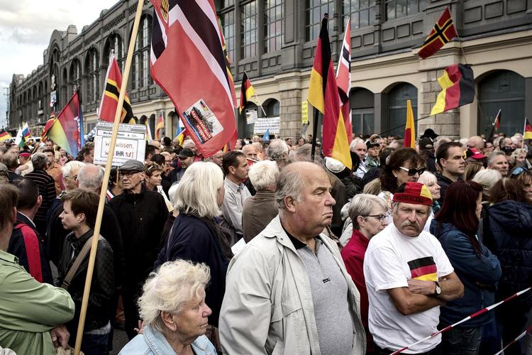 I Dresden fortsætter Pegidas protestmarcher mod indvandring i Tyskland. Ved valget på søndag får de fremmedkritiske en markant stemme i parlamentet i form af Alternative für Deutschland (AfD). 