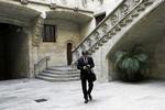 Da Carles Puigdemont i tirsdags gik over for at møde det catalanske parlament, var det for at underskrive en selvstændighedserklæring. Som han dog straks efter suspenderede, så der stadig var mulighed for forhandlinger med Spanien. 