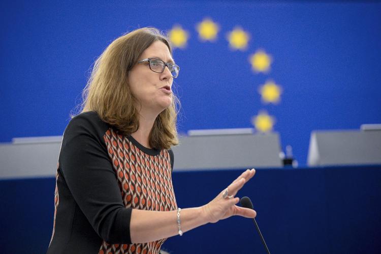 Handelskommissær Cecilia Malmström repræsenterede kommissionen i diskussionen om sexchikane i EU-parlamentet onsdag. 