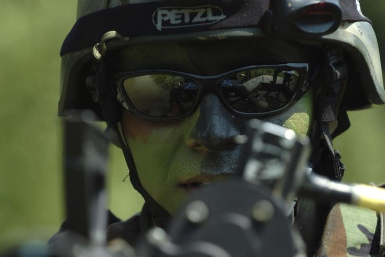 Navy Seals Team Six rangerer højt i de mange myter om elitesoldaters bedrifter. Sagen om det mulige mord i Mali giver skrammer i korpsets image. Arkivfoto US Navy