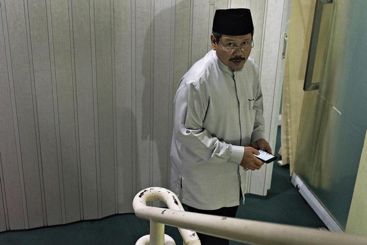 Ismail Yusanto er fortaler for dødsstraf til homoseksuelle og voksne, der forlader islam til fordel for en anden religion. 