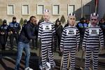 I Albanien har regeringens kritikere her i vinter demonstreret mod regeringen, som de beskylder for tætte forbindelser til organiseret kriminalitet. 
