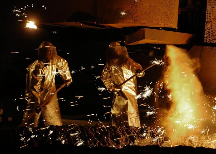 Med Donald Trumps melding om øget told på import af stål og aluminium til USA har han også udpeget et område til at tage sit opgør med frihandel. Fabian Bimmer/AP