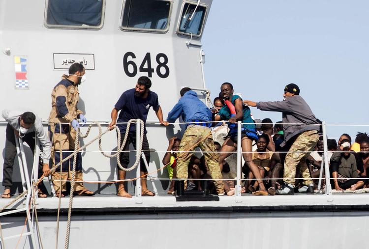 EU og Italien træner mandskabet fra den libyske kystvagt i blandt andet overholdelse af menneskerettighederne. Lisa Hoffmann