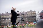I en valgtale 15. marts i Budapest erklærede Viktor Orban, at han vil beskytte Ungarn mod fjenderne udefra: EU, George Soros og indvandrere. /AP