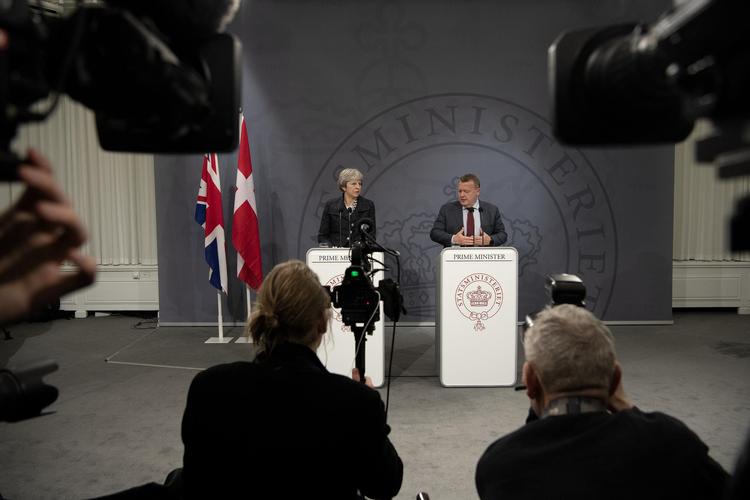  »Vores økonomiske samarbejde er vitalt«, sagde Theresa May på gårsdagens pressemøde med Lars Løkke. Peter Hove Olesen/POLFOTO