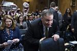 Mike Pompeo forsikrede, at  han som udenrigsminister vil satse på  diplomatiske løsninger på konflikter. »Krig er altid sidste udvej«, sagde han, da han i går var i høring i Senatets  udenrigsudvalg. Tom Williams/AP/AP