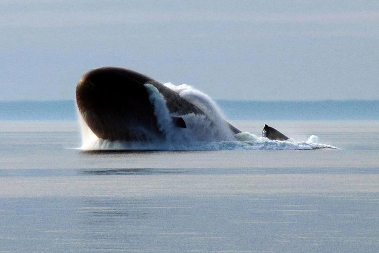 De nyeste  russiske ubåde er svære at spore og kan vente i ugevis på 400 meters dybde. Til gengæld ser det ud af noget, når de 170 meter lange fartøjer dykker ud. Foto 
