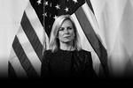Kirstjen Nielsen er som minister for national sikkerhed ansigtet på Trumps kontroversielle immigrationspolitik. Selv har hun immigrantrødder, idet hun har familiemedlemmer, der er flyttet til USA fra henholdsvis Italien og Danmark. 
