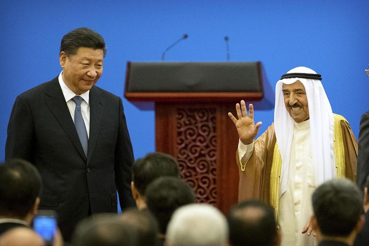Kuwaits emir, Sabah al-Ahmad al-Jabir as-Sabah, deltog i  mødet med Kinas leder, Xi Jinping, der havde inviteret arabiske ledere til Beijing. Arkivfoto Mark Schiefelbein/AP