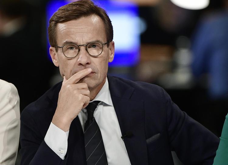 Intet er sikkert i Sverige, men med de seneste meldinger fra Sverigedemokraterna er de borgerlige  Moderaternas leder, Ulf Kristersson,  favorit til at blive næste statsminister.  Stina Stjernkvist/TT/Ritzau Scanpix/Ritzau Scanpix