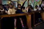 Flere børn går i skole, især på det afrikanske  kontinent som her i Uganda, men  befolkningerne vokser mere end investeringerne kan følge med til, fortæller FN’s  vicegeneral- sekretær, Amina  Mohammed.    Arkivfoto Martin Lehnmann