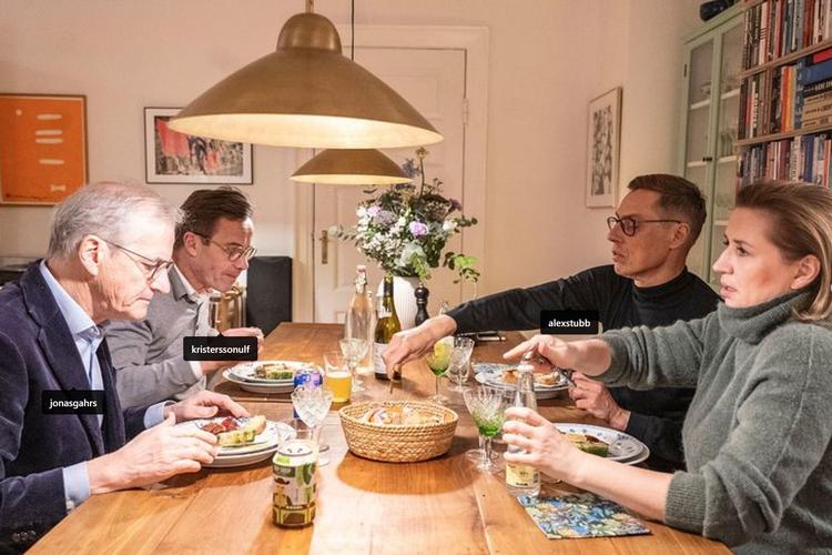»Vi har altid stået sammen i de nordiske lande«, lød det i teksten under fotoet på statsminister Mette Frederiksens sociale medier 26. januar 2025, da hun spiste middag i sit private hjem med sin svenske, norske og finske kollega.  Foto: Mette Frederiksens Facebook-profil