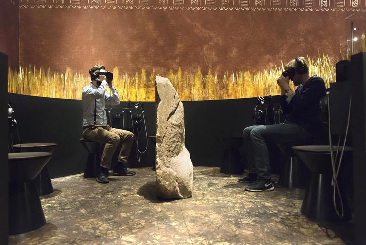 Moesgaard bruger på sin nye stenalderudstilling virtual reality til at give de besøgende et indblik i fortiden. Foto: Iga Kuriata, Moesgaard Museum 