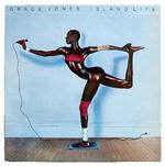 Franskmanden Jean-Paul Goude og Grace Jones mødtes i halvfjerdsernes disko-miljø i New York. Parret, der blev kærester, indledte senere et visuelt samarbejde om omslagene på Jones plader. 