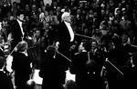 Efter Berlinmurens fald i 1989 dirigerede Leonard Bernstein ’Ode an die Freude’ i Berlin med ordet ’Freude’ ændret til ’Freiheit’. 