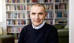 Guðni Thorlacius Jóhannesson annoncerede i maj sidste år, at han ville stille op til at blive Islands præsident. To måneder senere resulterede det i 39,1 procent af stemmerne. 