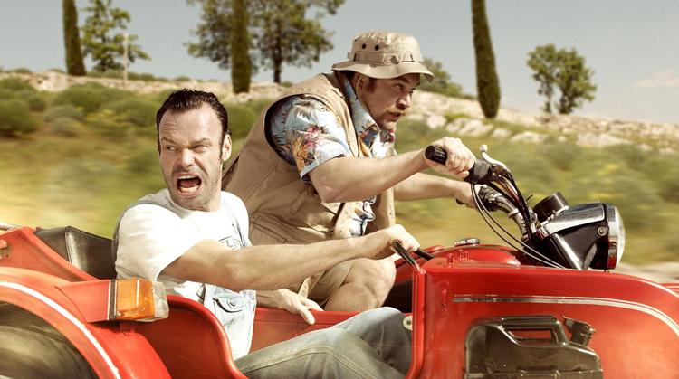 Mick Øgendahl og Rasmus Bjerg er gode som Ralf og Timo, men efterhånden går der rutine i plot og instruktion og træthed i replikkerne. 