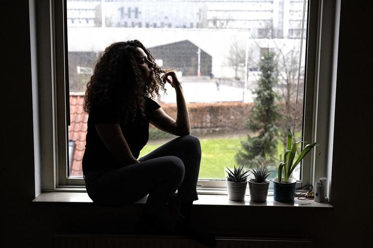 Mariam Hassanain er i en alder af 24 år både iværksætter og forfatter. Det er i sig selv usædvanligt. Men hvad der er endnu mere usædvanligt, er, at hun har optrådt i en artikel, uden at journalisten nævnte hendes etnicitet. 