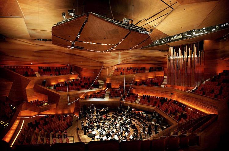 At trække Koncerthuset og alle de musiske ensembler ud af DR har ifølge kilder været drøftet i Kulturministeriet i flere omgange. 