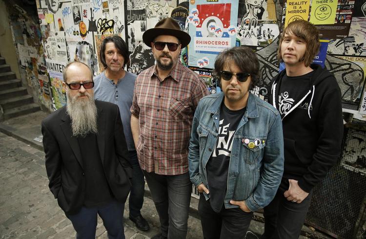 ’Ever South’ er titlen på en af Drive-By Truckers' sange. De ved, hvor de kommer fra, og de ved, hvilken konfliktfyldt bagage, der følger med, når man er fra Alabama. 