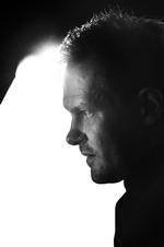 I 2011 nåede Kasper Holten længere end nogen dansk operachef, da han blev kunstnerisk leder af Covent Garden i London. Nu er han tilbage i Danmark. 