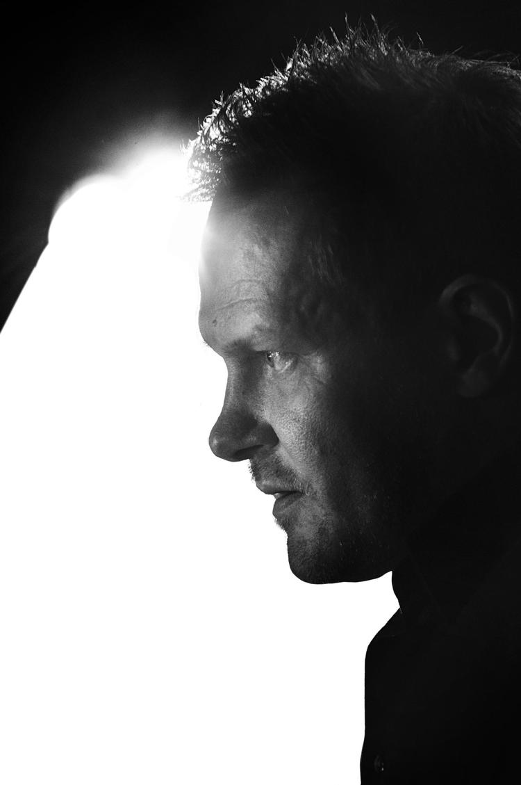 I 2011 nåede Kasper Holten længere end nogen dansk operachef, da han blev kunstnerisk leder af Covent Garden i London. Nu er han tilbage i Danmark. 