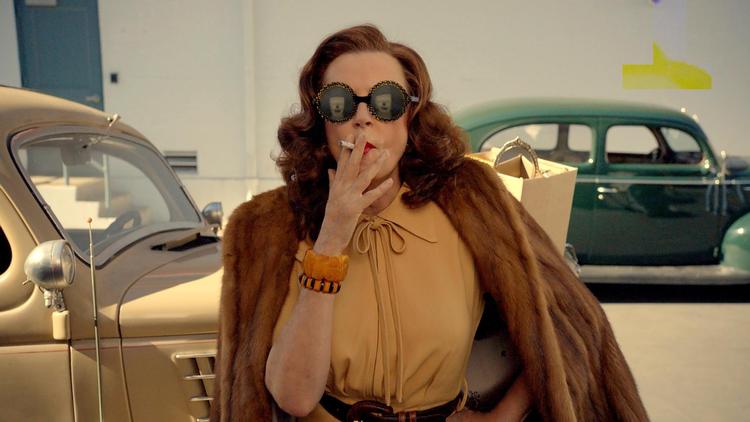 Susan Sarandon er for Susan Sarandon-lækker til at spille Bette Davis.  